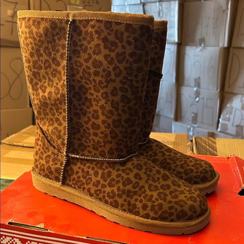 Arizona Jean Company Leopard Print Winter Boots